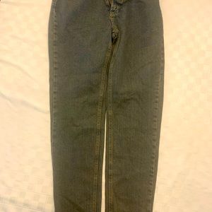 Urban Outfitters BDG  Mom High-Rise Jeans Women's Size 26 Great Condition